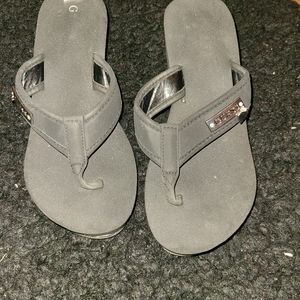 Flip flops Guess size women 6